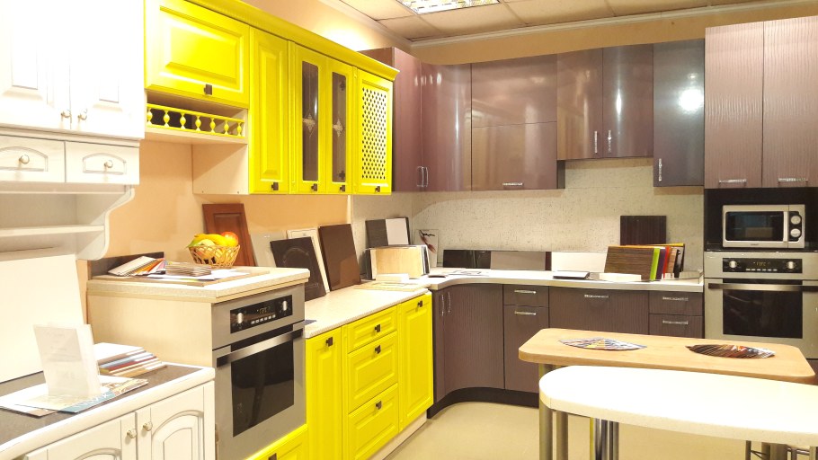 Кухни желтые краш Зов