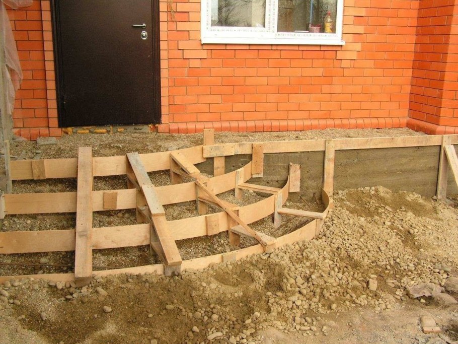 Крыльцо из бетона