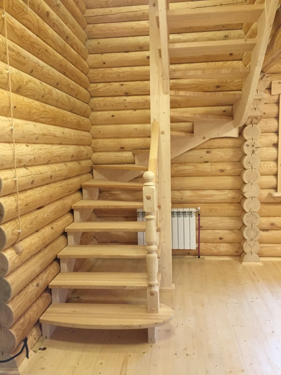 Дачная лестница на второй этаж