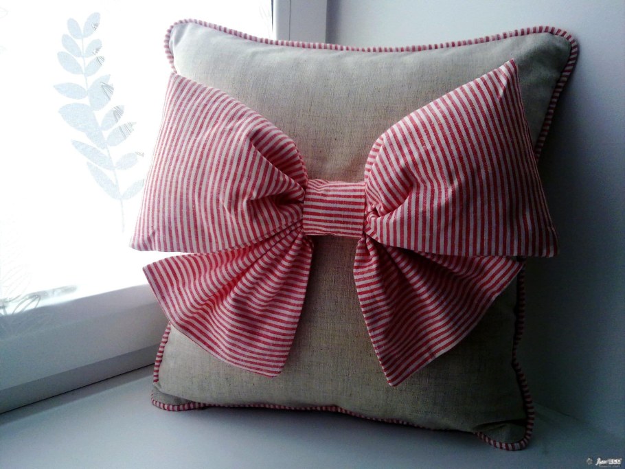 Красивые подушки