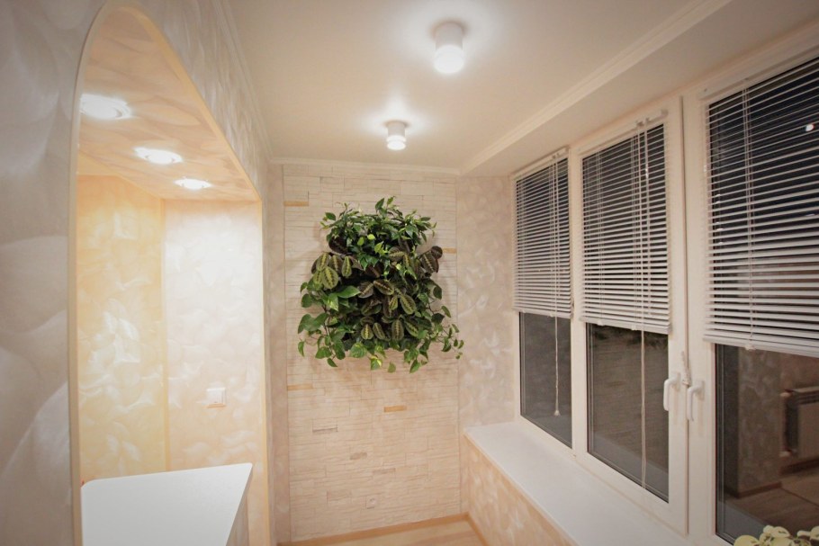 Отделка лоджии декоративным камнем