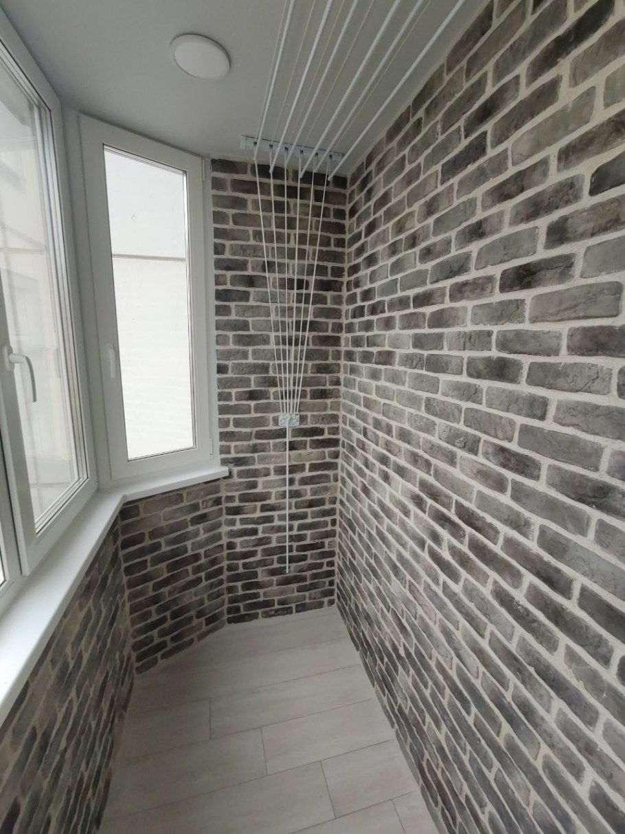 Балкон белая вагонка Скандинавский стиль