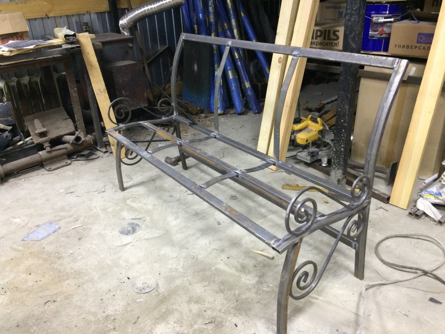 Самоделки из профильной трубы
