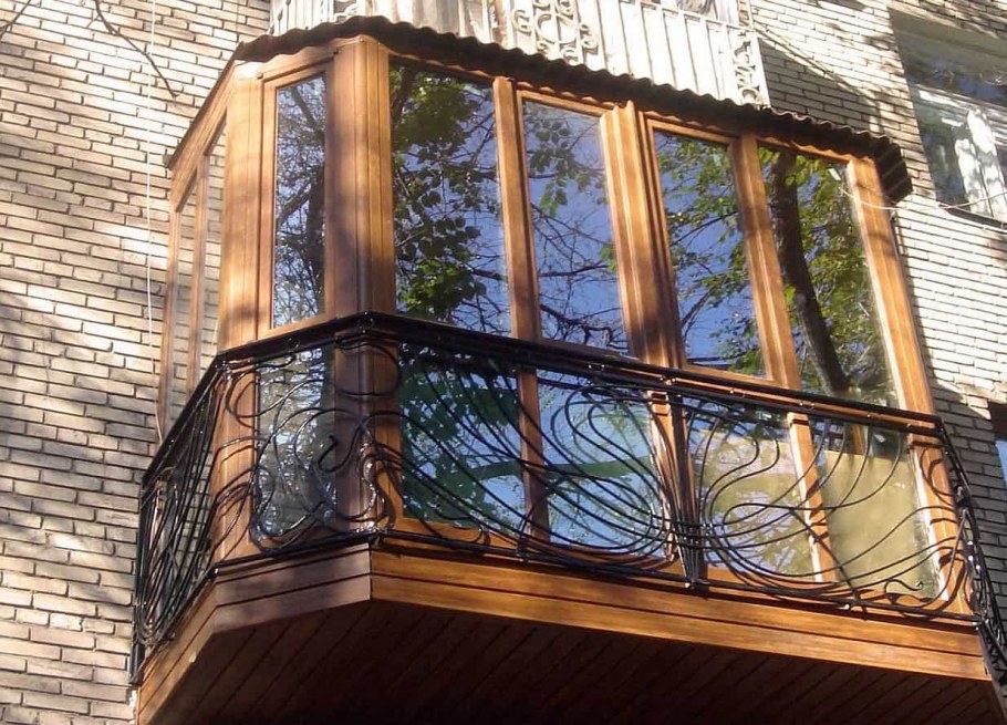 Остекление балкона сэндвич панелями