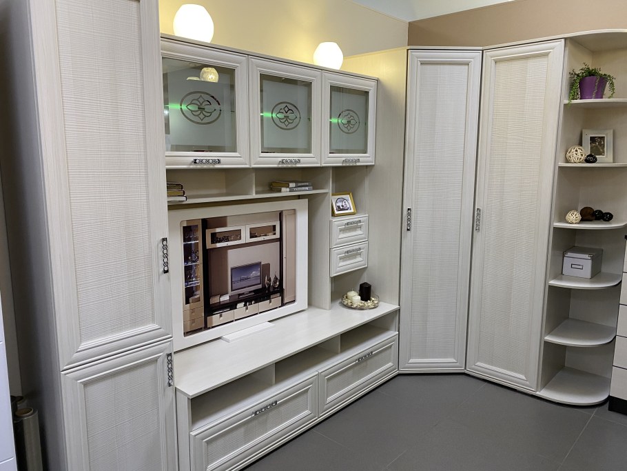 Стенка Корвет Люкс бодега