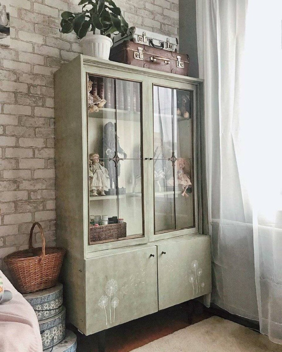 Перекраска лакированной Советской мебели