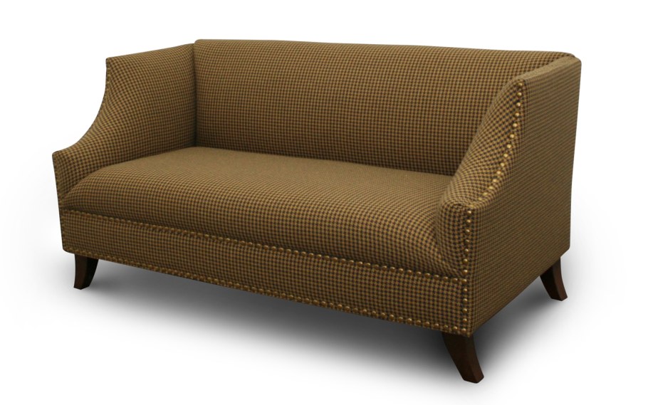 Небольшой диван на ножках