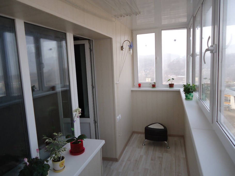 Застекленный балкон