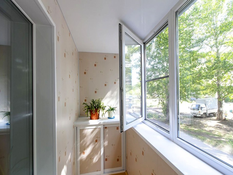 Красивые остекленные балконы