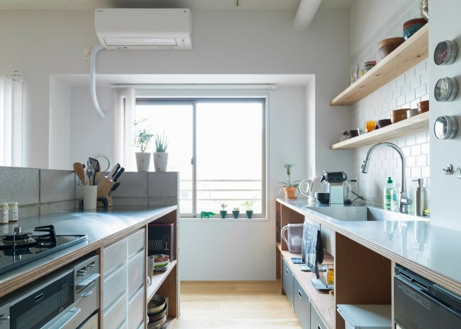 Кондиционер над кухней