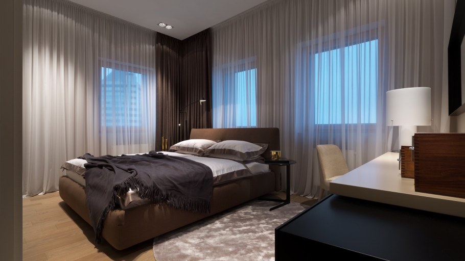 Гостиная с тремя окнами