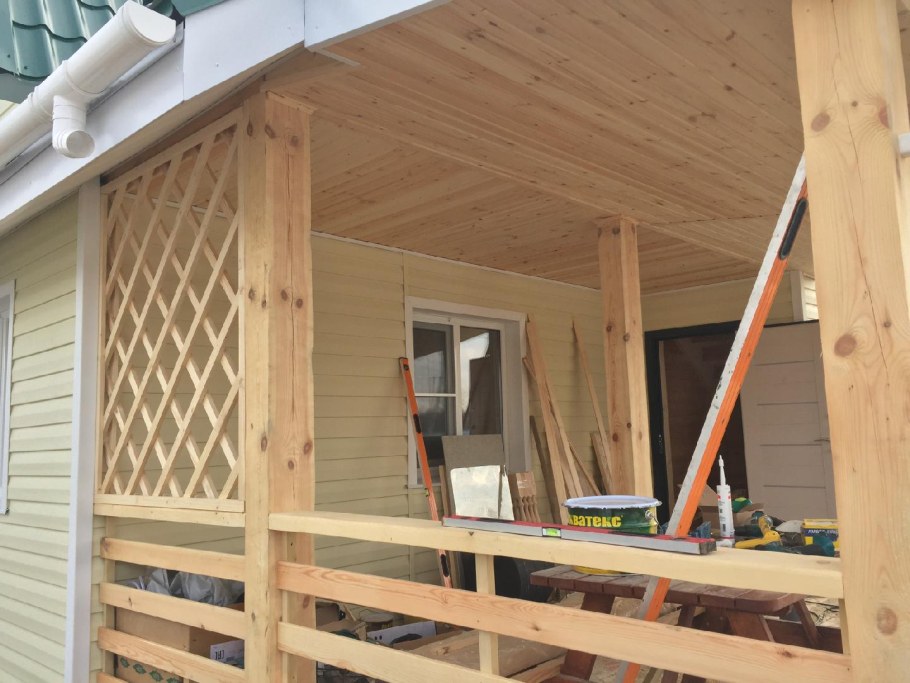 Нарудняяотделка веранды