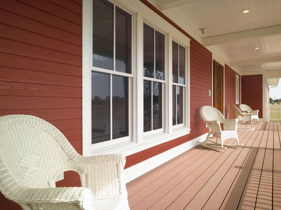 Фиброцементный сайдинг с террасой