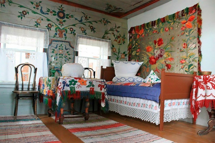 Деревенская комната