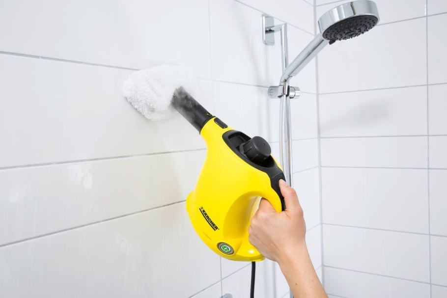 Плесень на пластиковых окнах