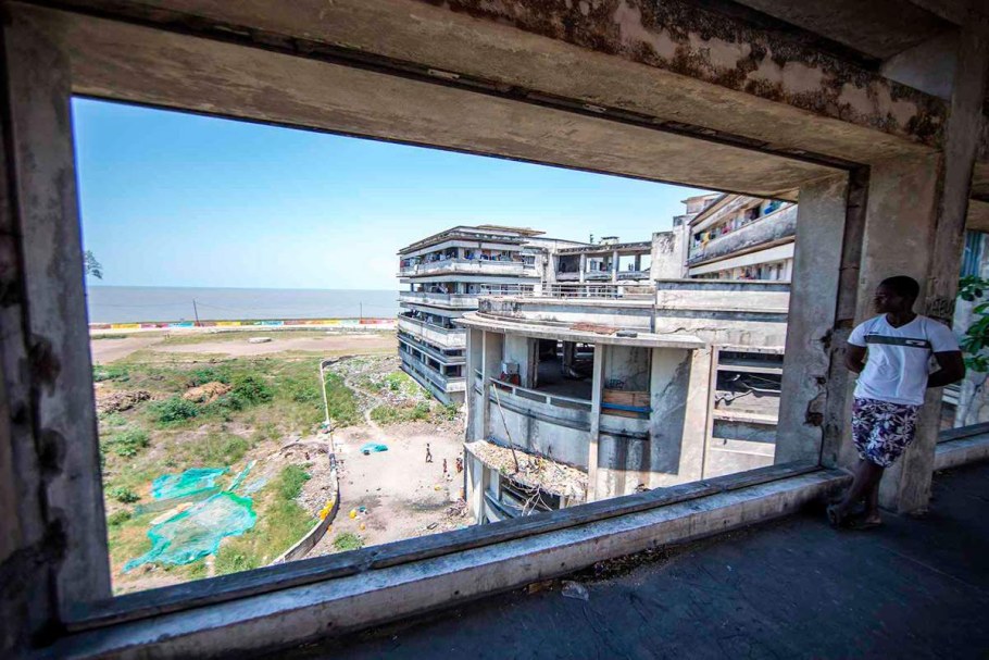 Заброшенный отель любви в Японии