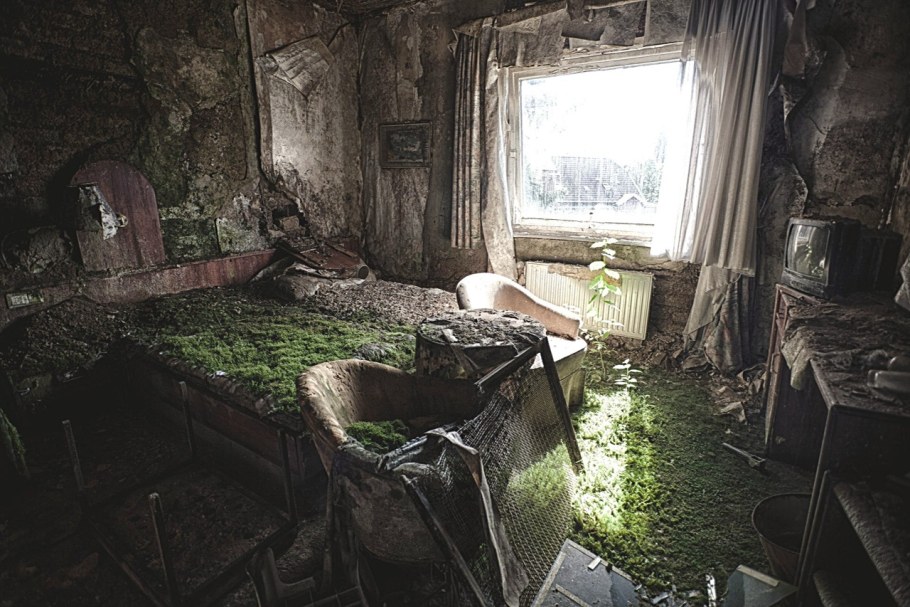 Заброшенный отель в Японии