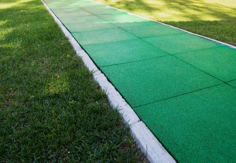 Прорезиненные дорожки для дачи