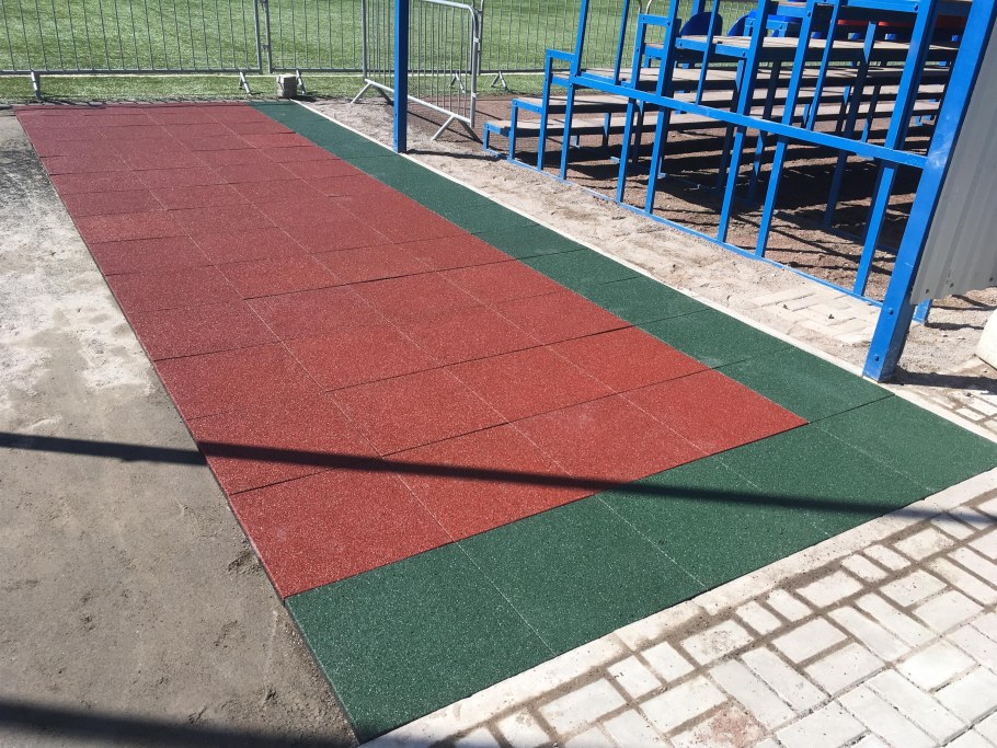 Резиновое покрытие для спортплощадок