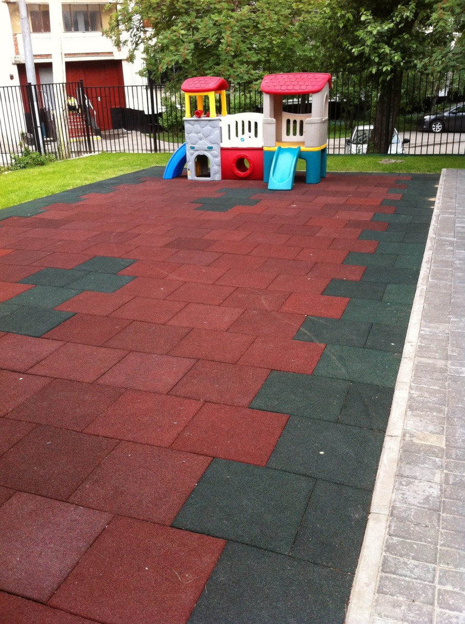 Резиновая плитка