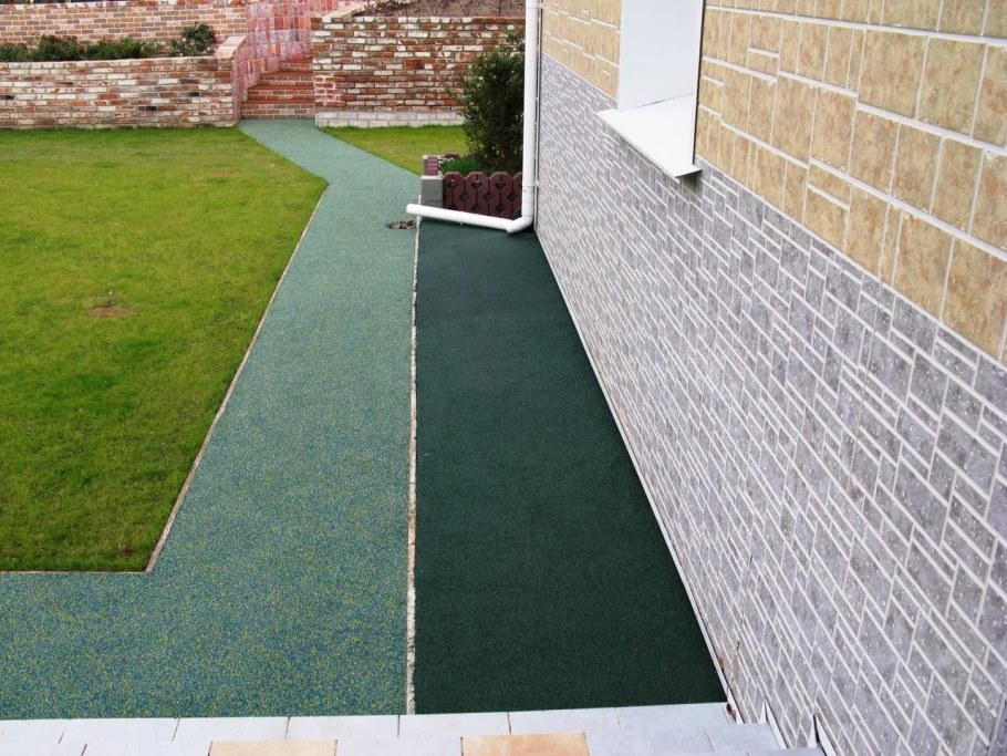 Резиновая плитка для отмостки