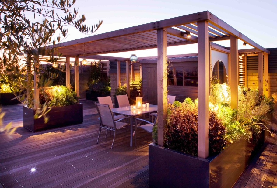Подсветка перголы террасы