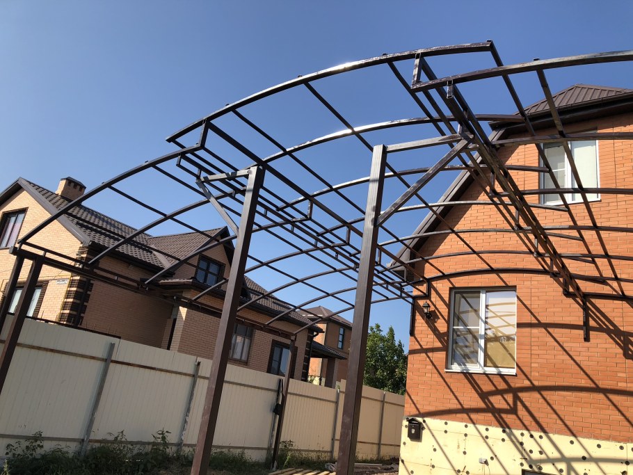 Многоуровневый навес