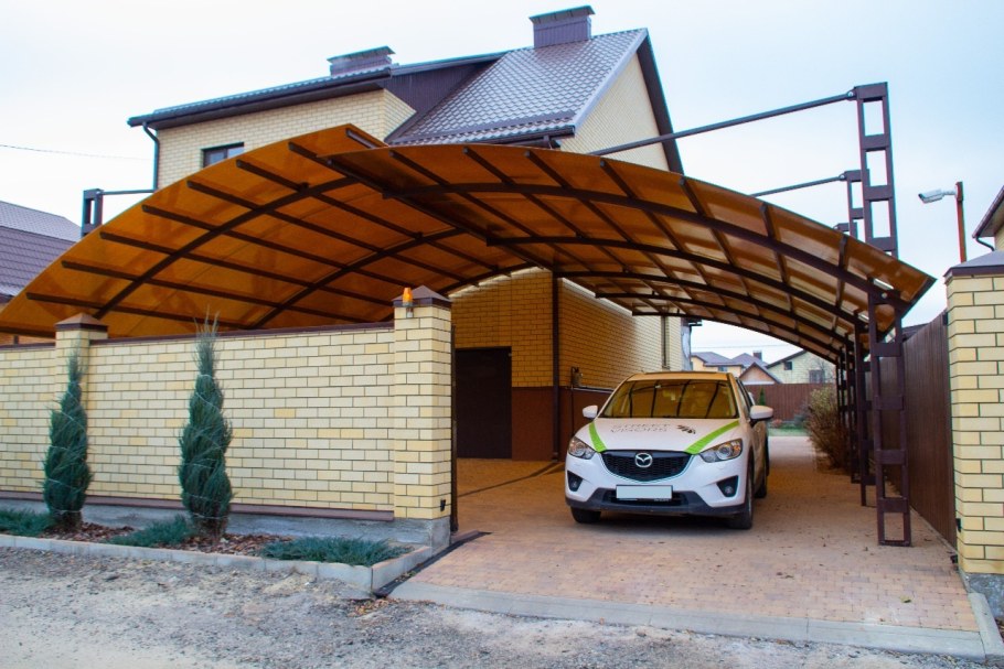 Навес для автомобиля двухуровневый