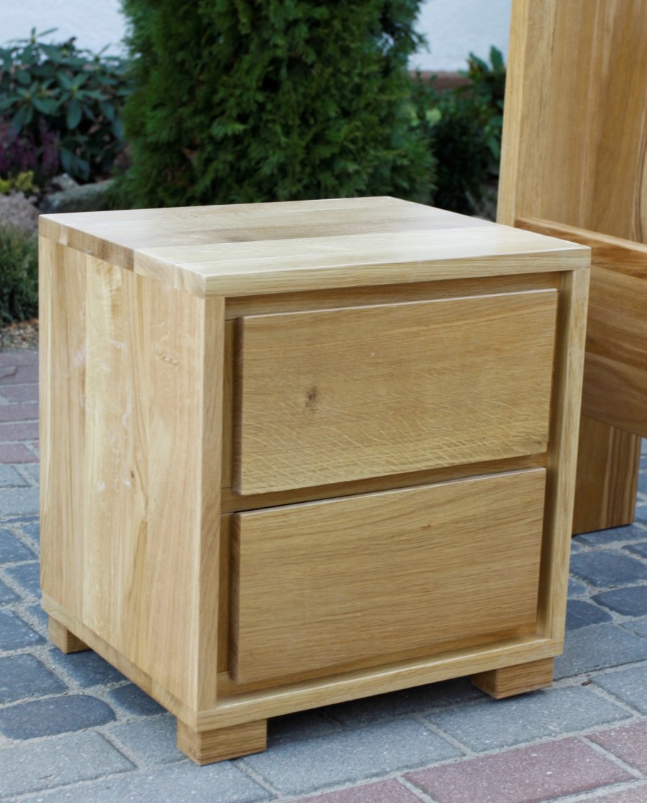 Тумбочка из мебельного щита