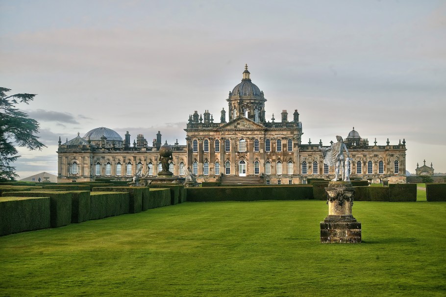 Джон Ванбру дворец Хоуард