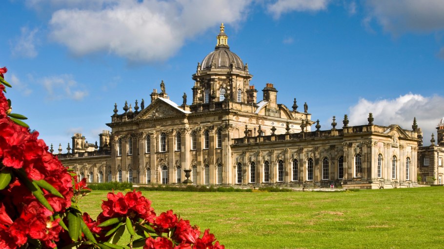 Пустая комната в стиле Барокко