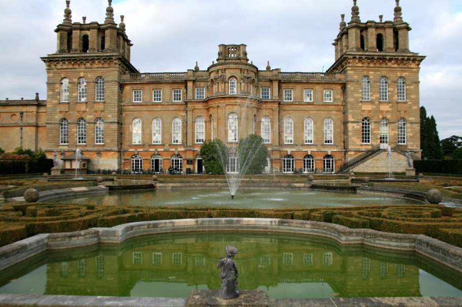 Бленхеймский дворец и парк