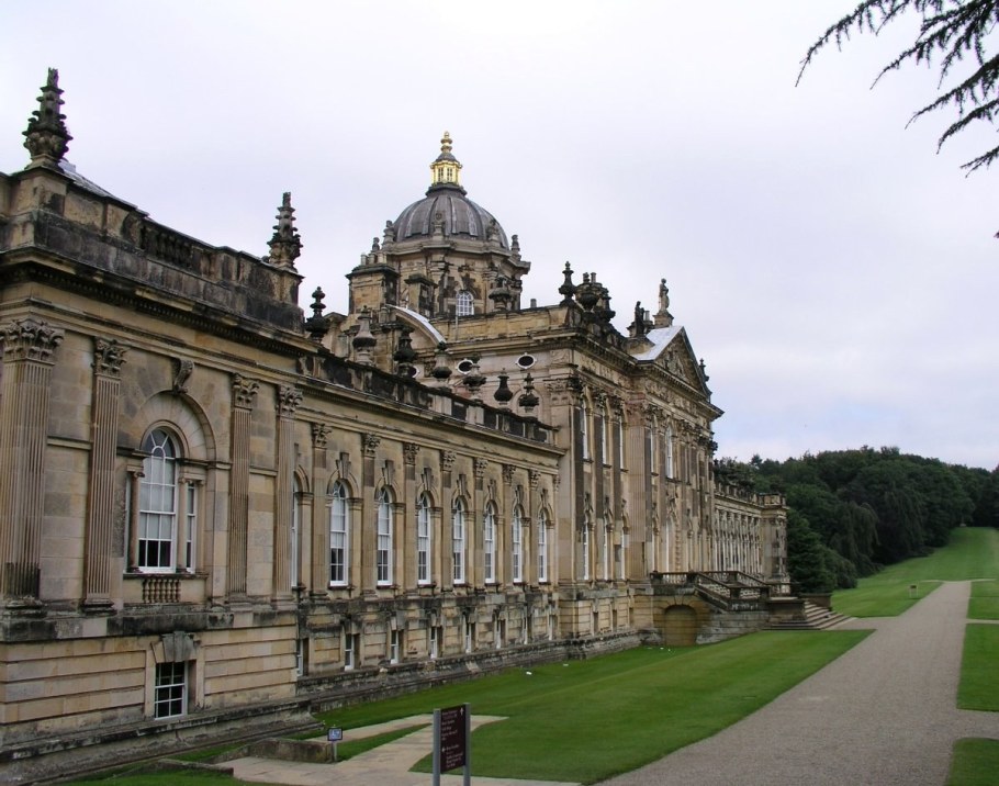 Замок Ховард Йоркшир