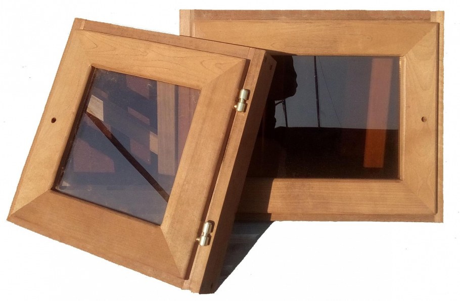 Оконный блок 300*300 (липа)