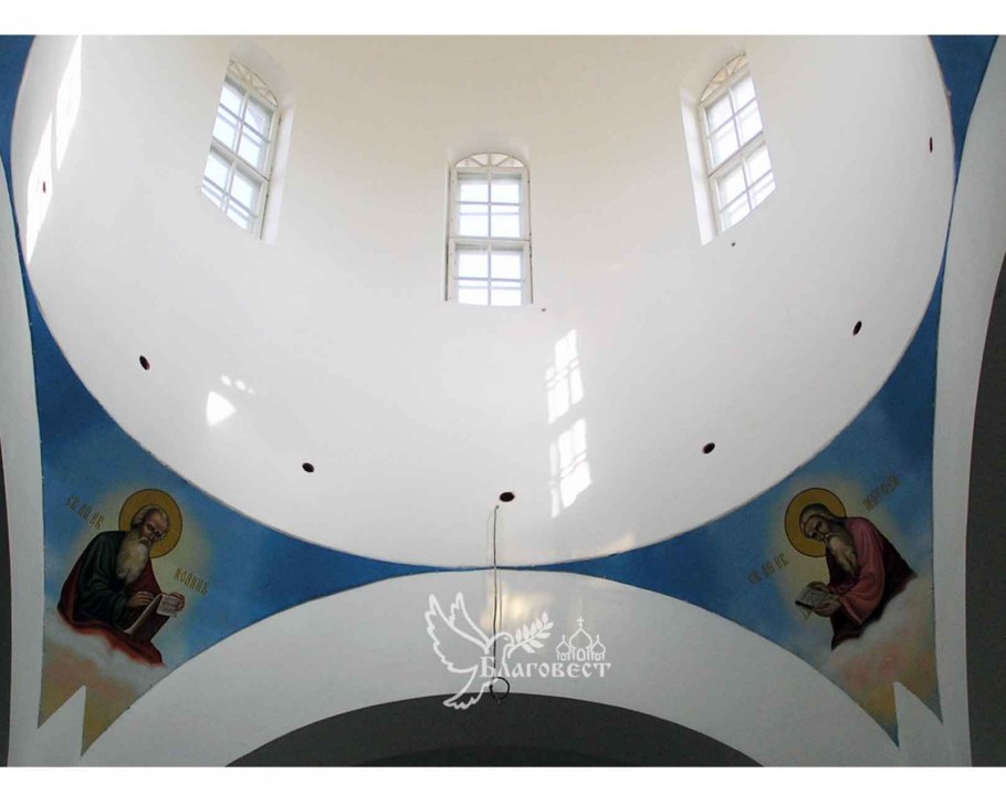 Паруса в церкви