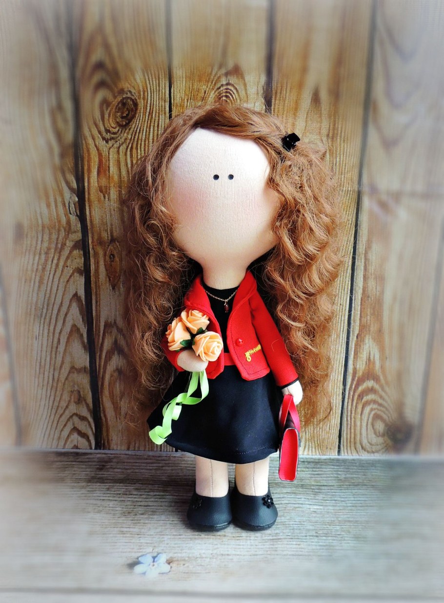 Интерьерная кукла школьница