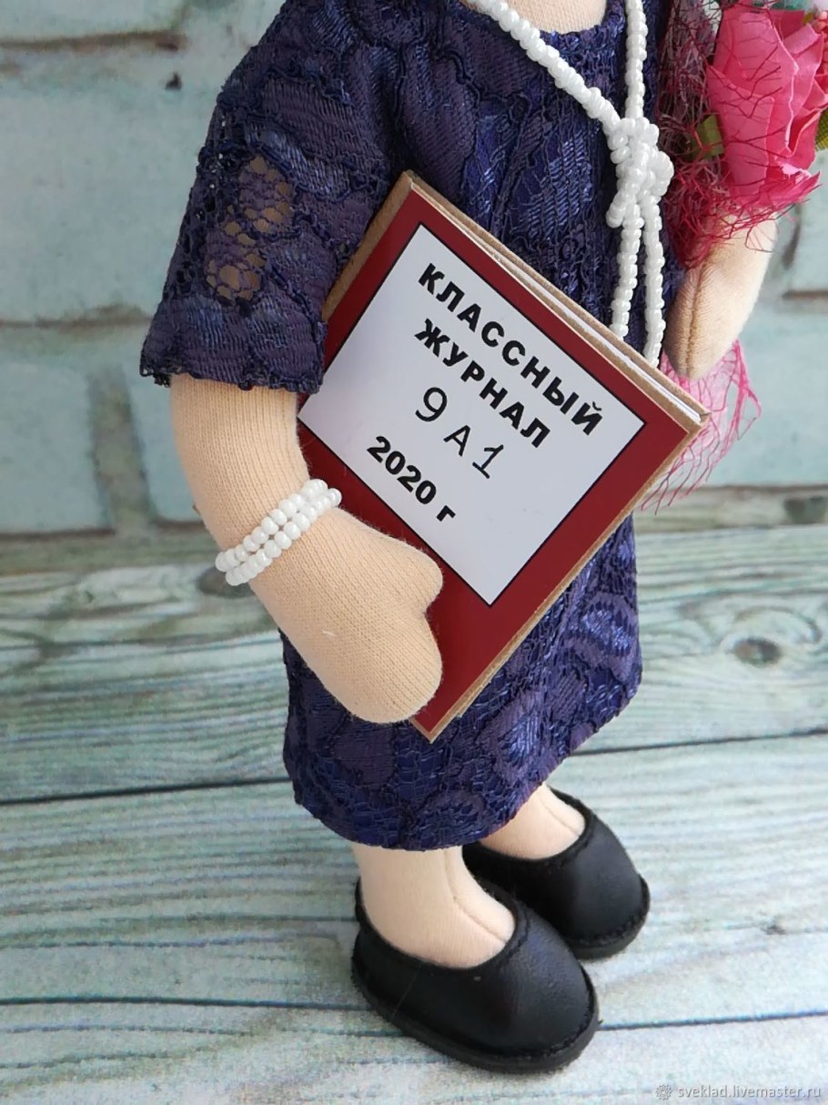 Интерьерная кукла учительница с портфелем