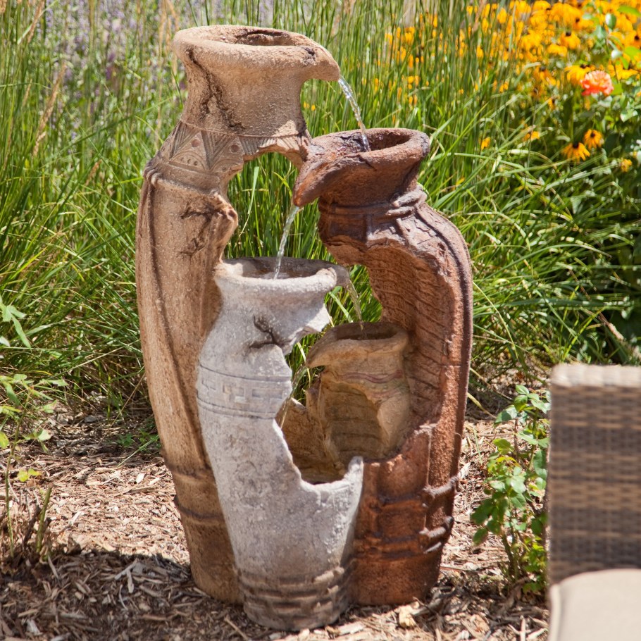 Фонтан из цемента