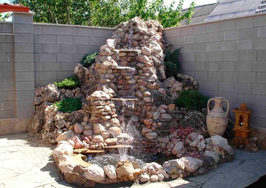 Водопады из натурального камня