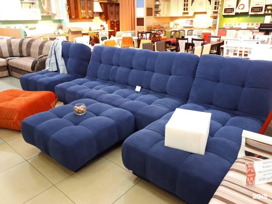 Диваны в амбаре