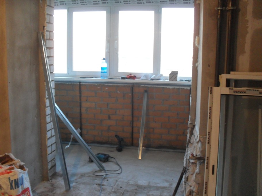 Демонтаж балконного проема