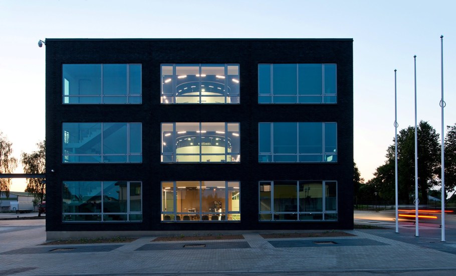 Фасад офисного здания