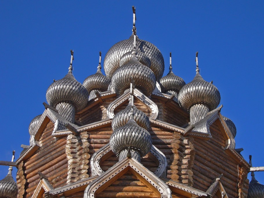 Деревянное зодчество древней Руси Кижи