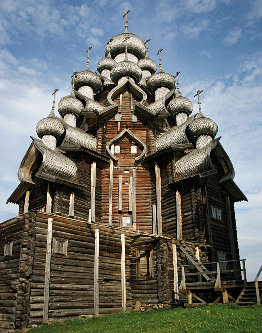 Монастырь памятник зодчества Кижи