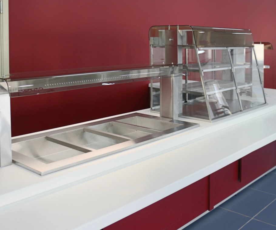 Витрина регата линия раздачи