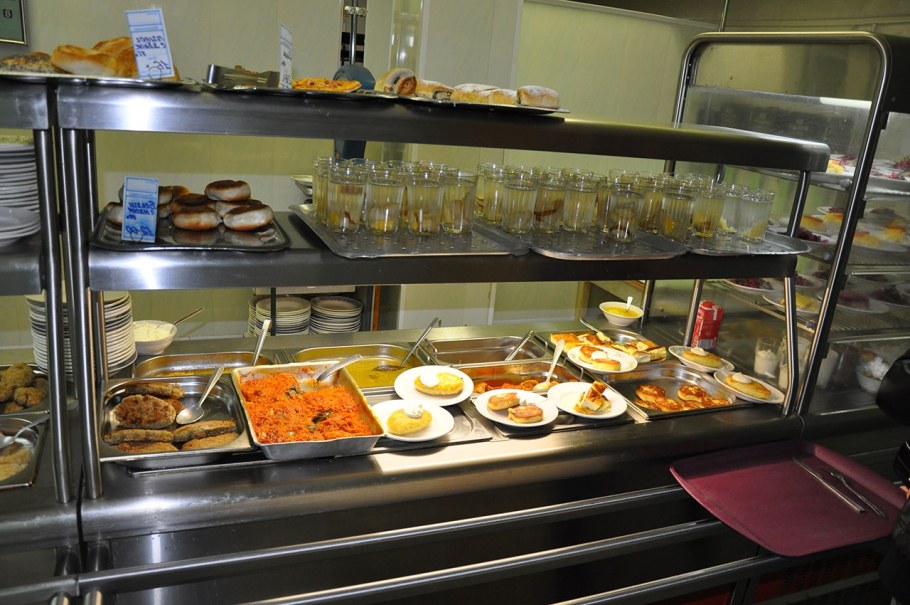 Раздаточная линия для столовой