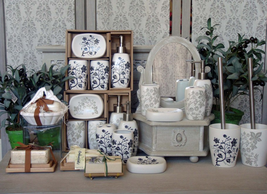 Керамические изделия в интерьере