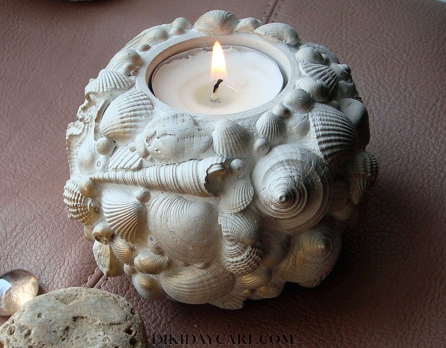 Подсвечник на спиле дерева