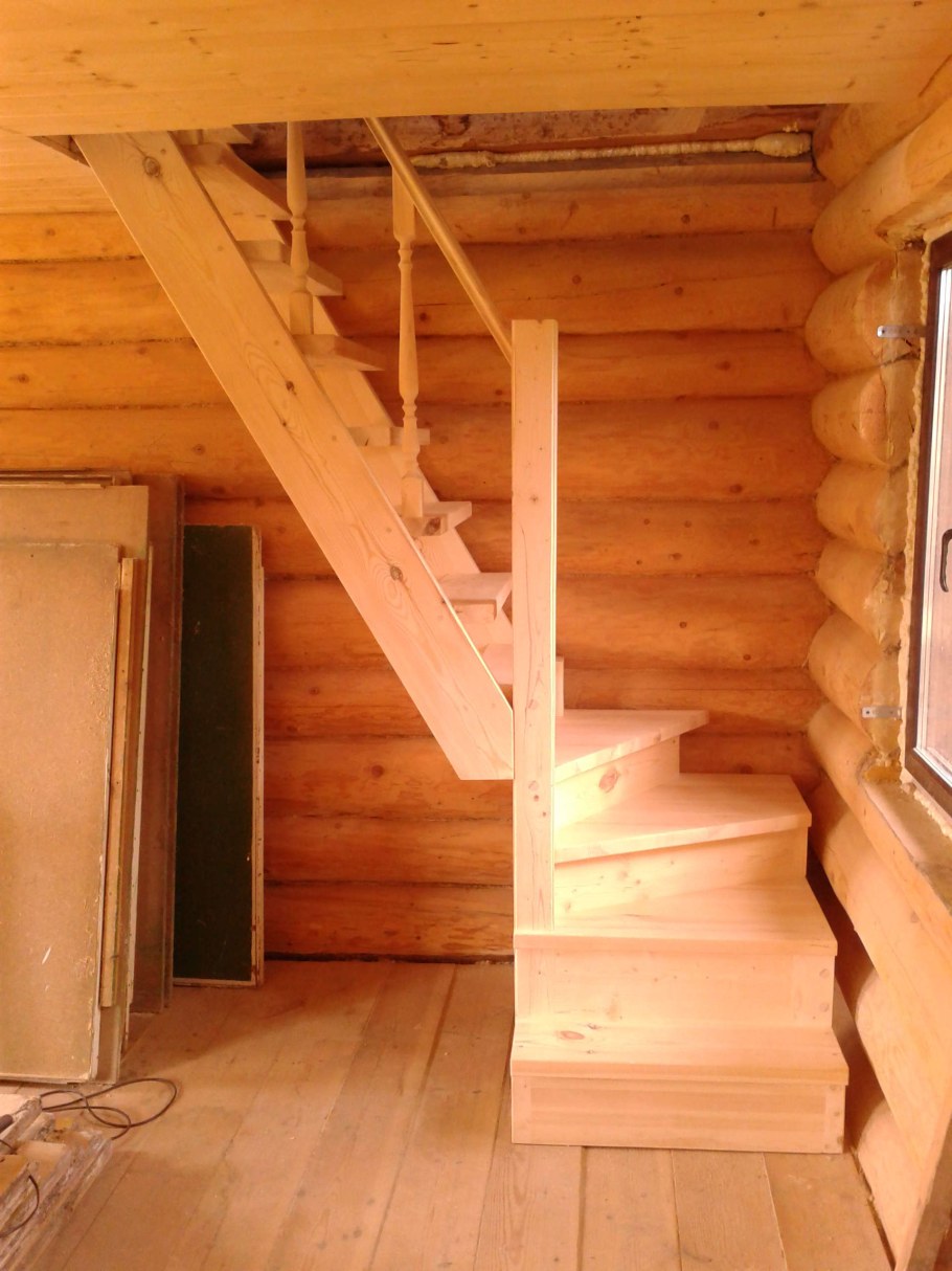 Лестница деревянная лс-215м