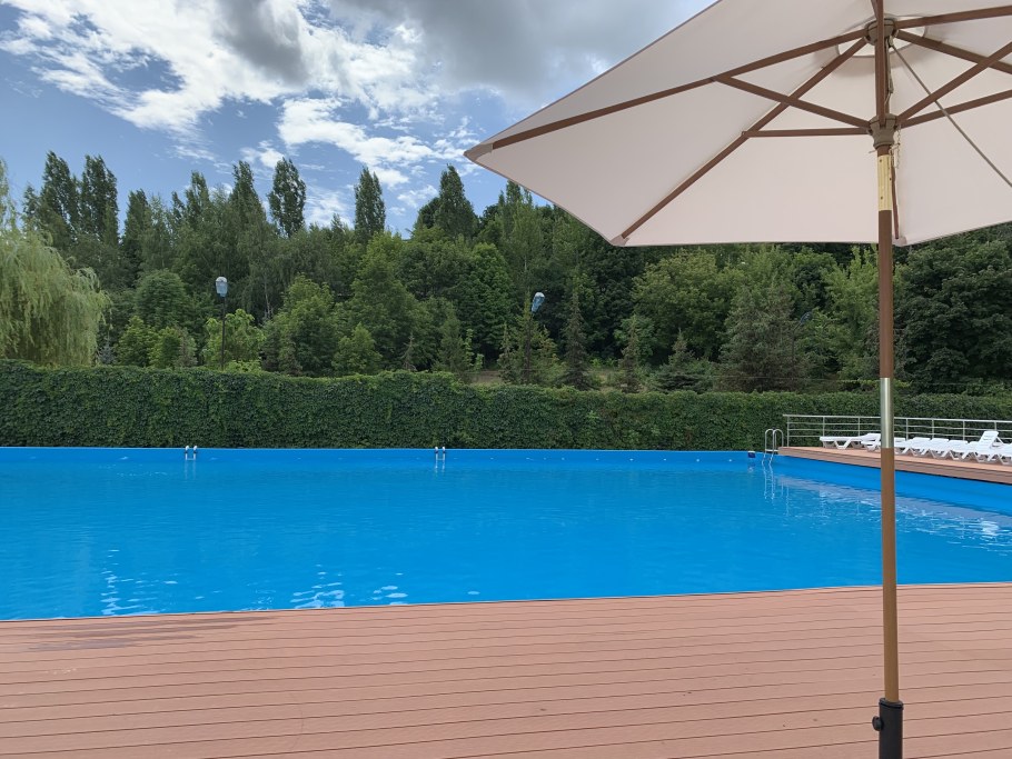 Бассейн 32 школа Энгельс